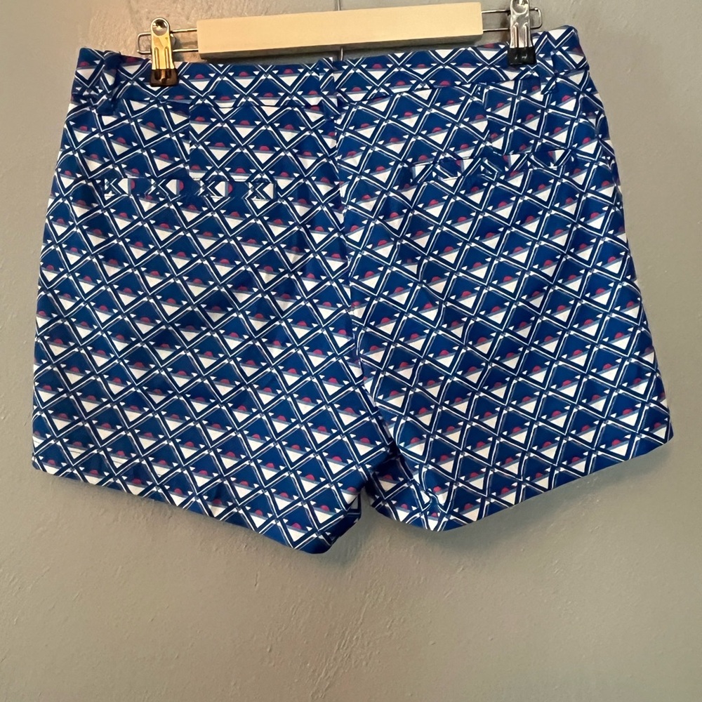 PGA Tour NWT Women’s Shorts Size 8 Geometric Pattern - Picture 5 of 7